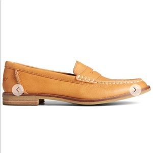 women’s sperry seaport penny loafers size 7